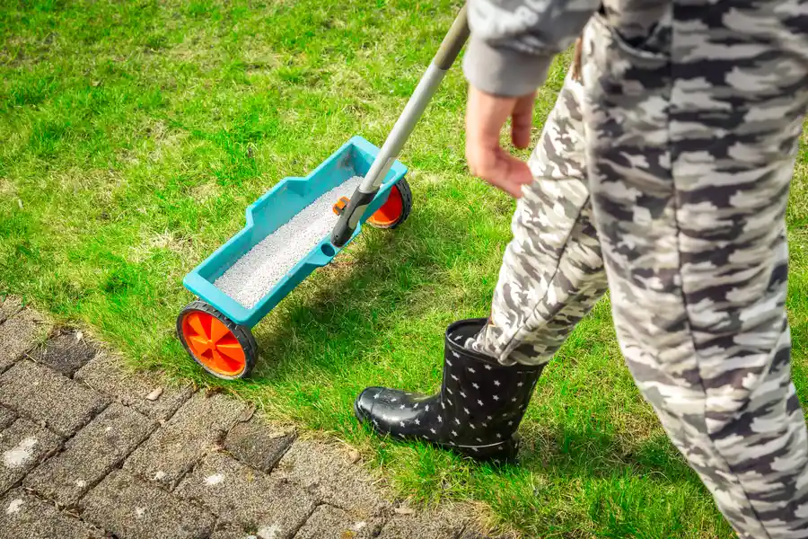 Excellent Lawn Fertilization Sacramento, CA Excellent Lawn Fertilization Sacramento, CA